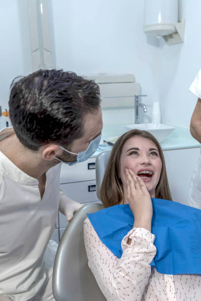 Best Weekend Emergency Dentist in Cumberland Head, NY